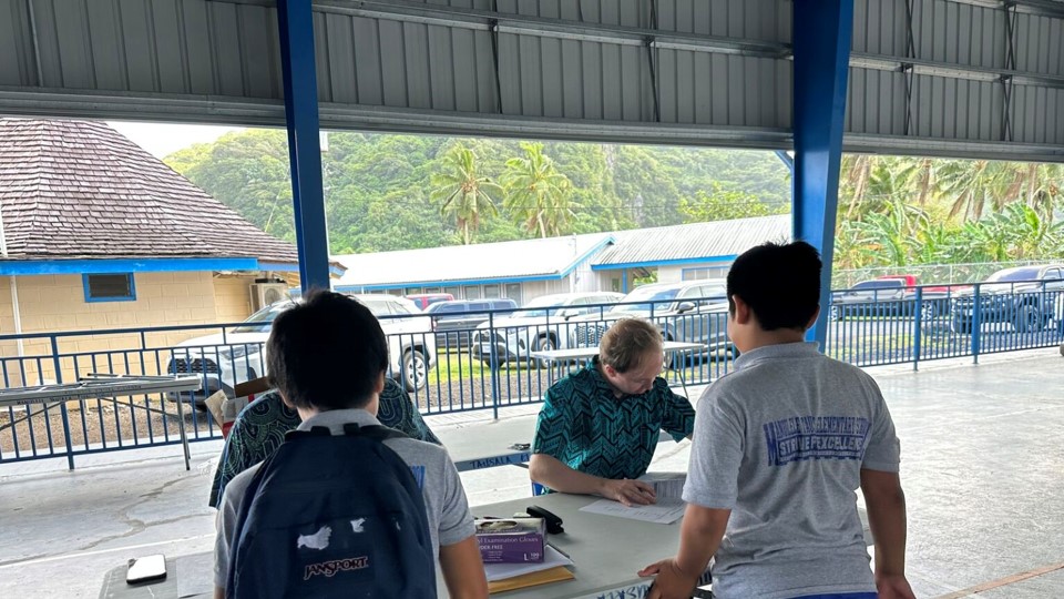 Field testing for dengue Field testing for dengue