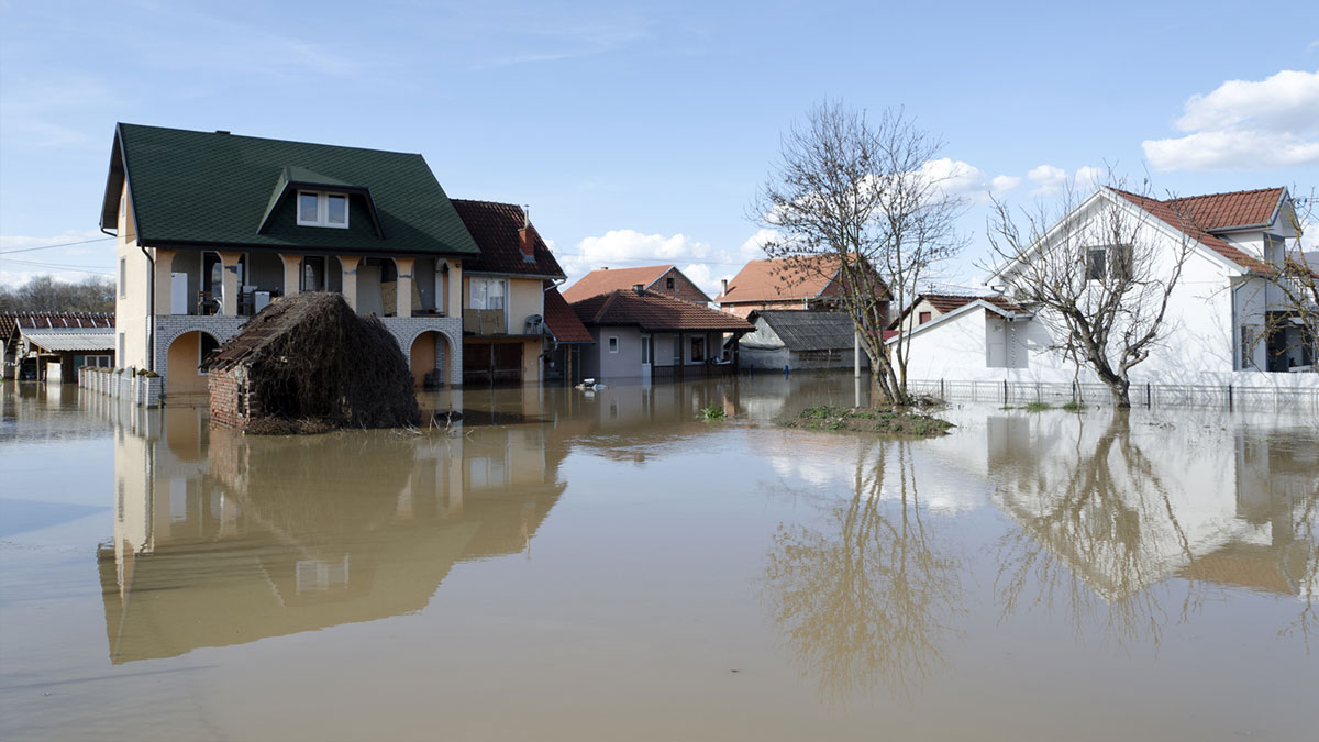 -- title missing -- Flooded neighborhood street