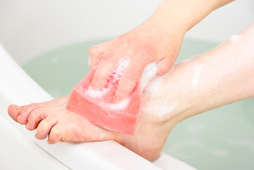 Washing foot using a sponge