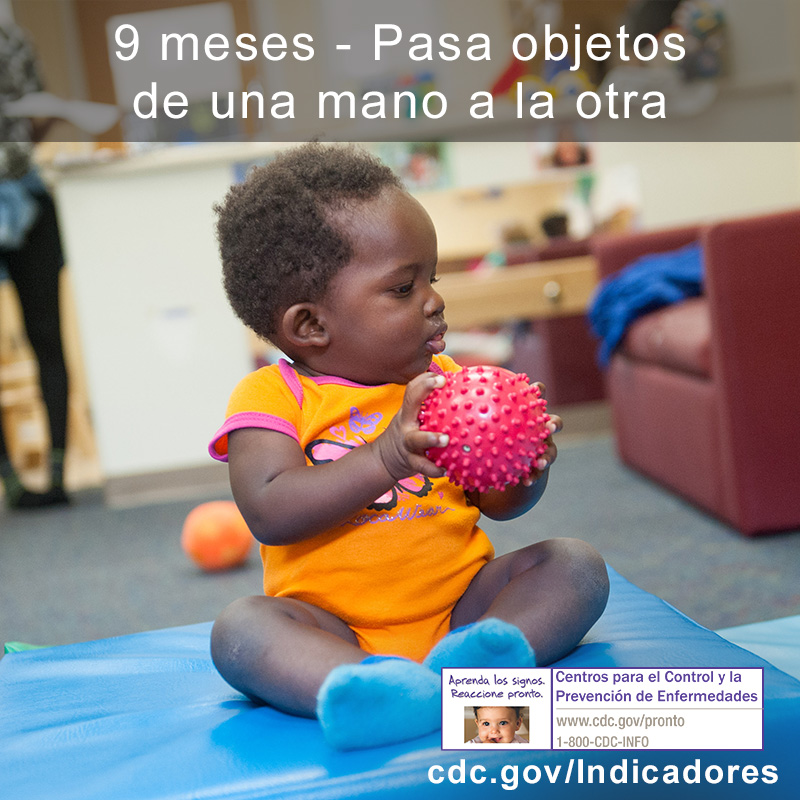 Pasa objetos de una mano a la otra