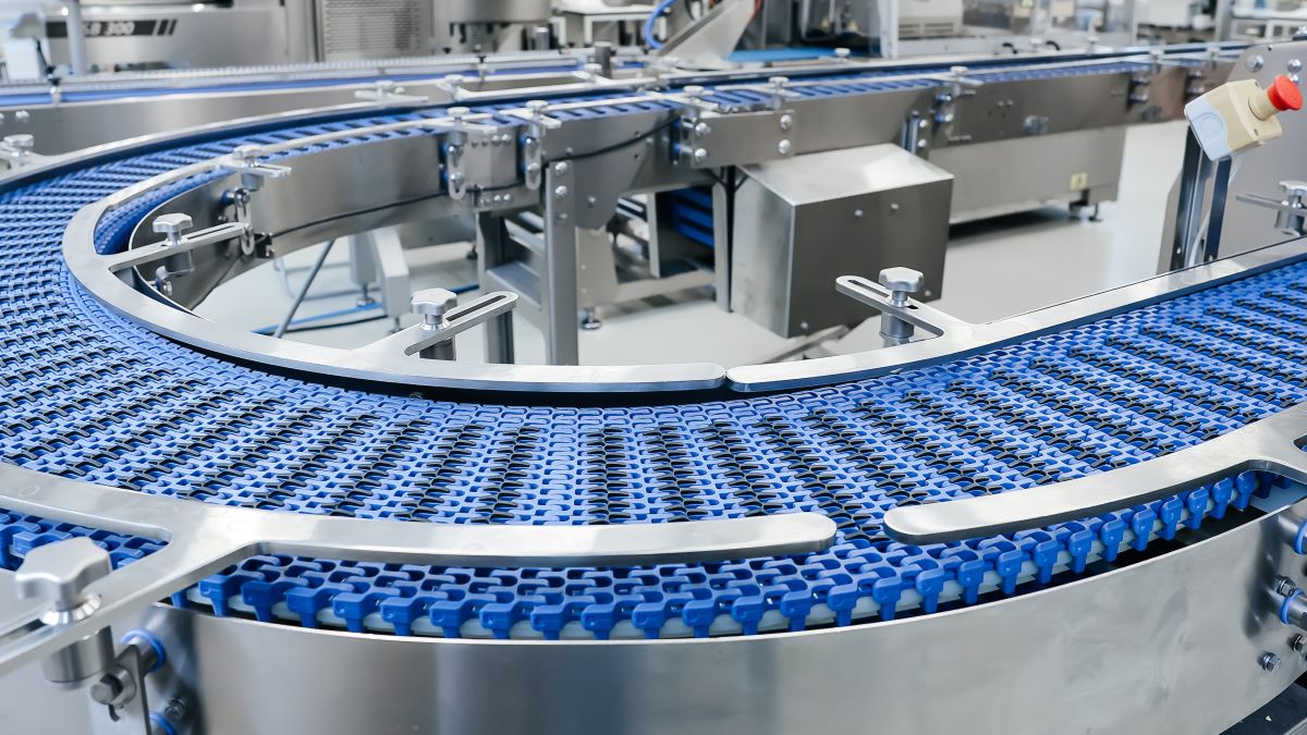 Conveyor belt in manufacturing facility