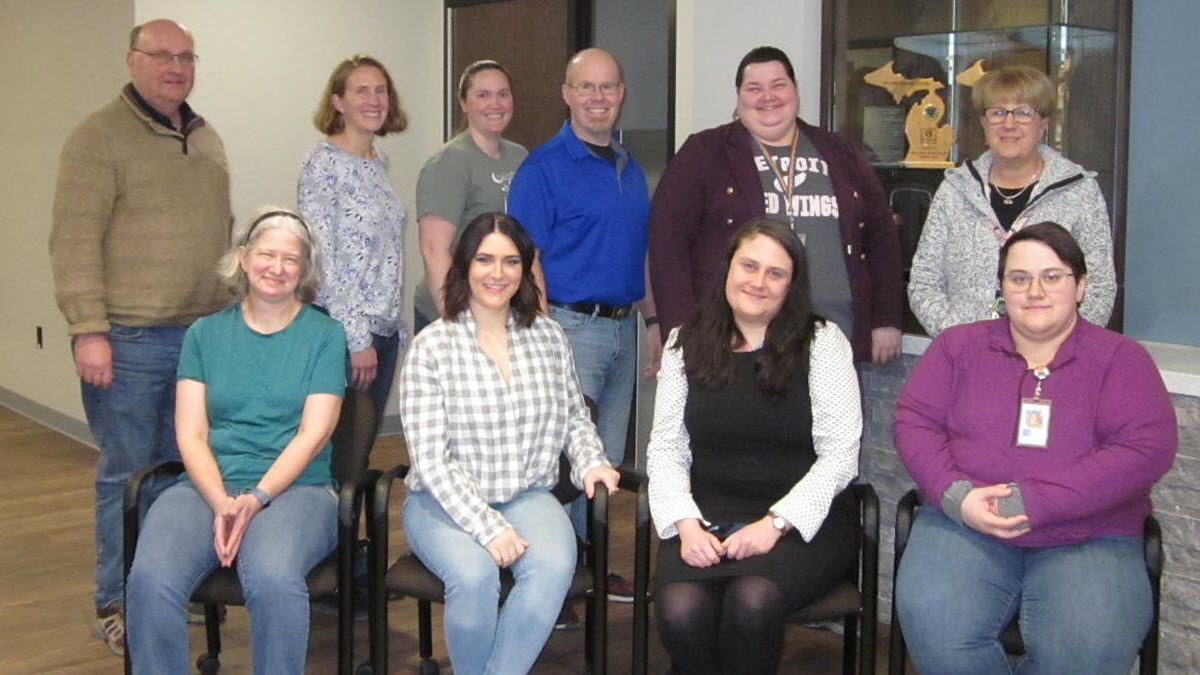 10 representatives from the National TB Molecular Surveillance Center